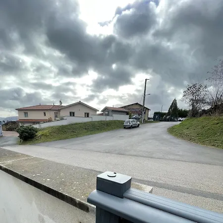 Maison Et Piscine Chauffee, Vue Monts Du Lyonnais *