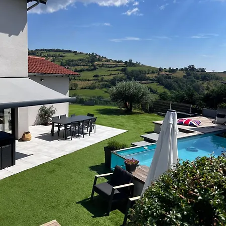 Maison Et Piscine Chauffee, Vue Monts Du Lyonnais 别墅 *