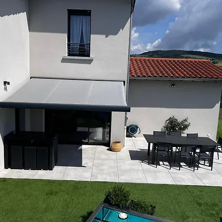 Maison Et Piscine Chauffee, Vue Monts Du Lyonnais 布鲁良